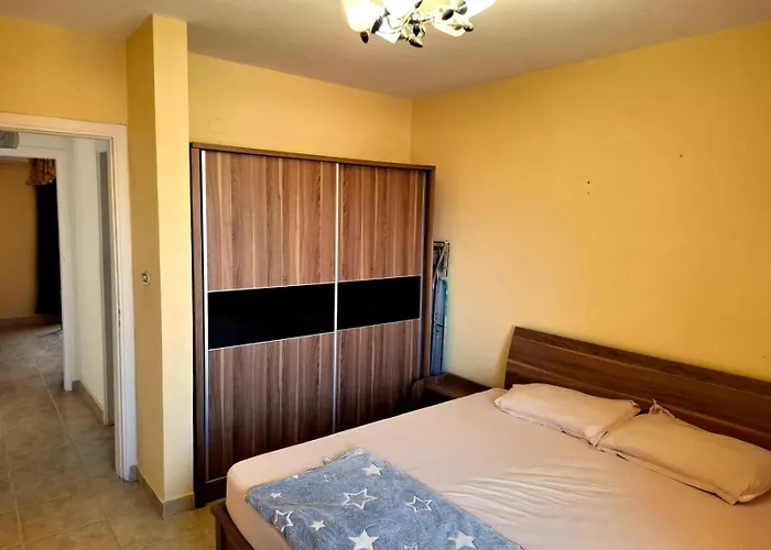 Apartment Elhambra Compound *
