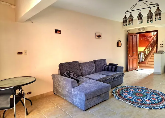 Apartment Elhambra Compound