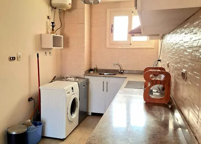 Apartment Elhambra Compound